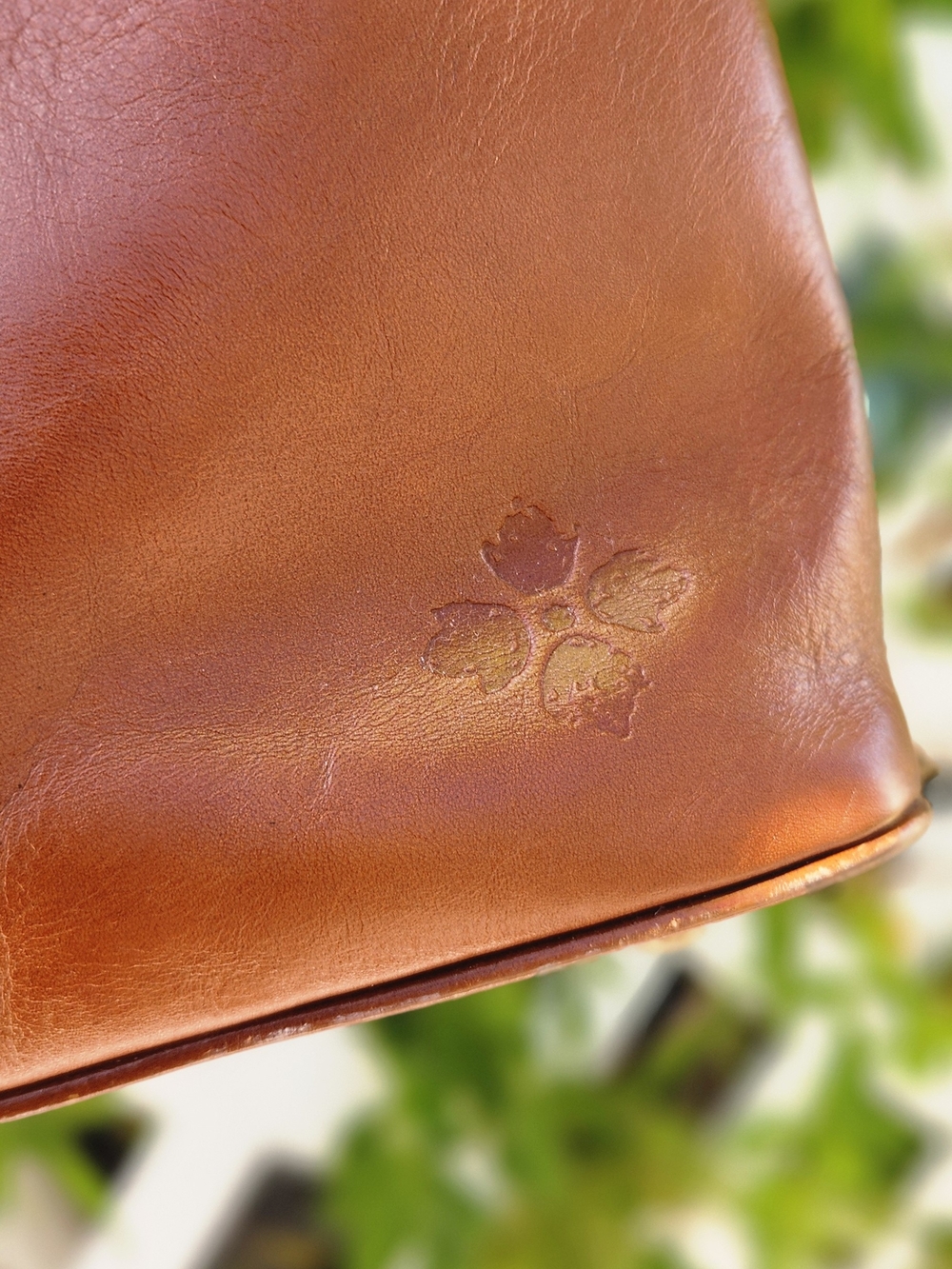 Patricia Nash Larone North/South Shoulder Bag for, Tan, 12.25" x 13" x 5.5 - Picture 4 of 9